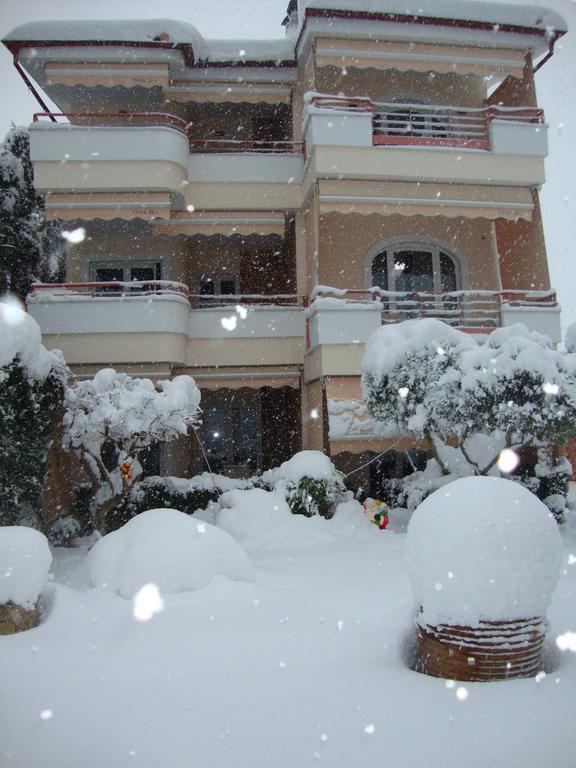Over Sea Rooms & Villas Loutra Edipsou  Exterior foto